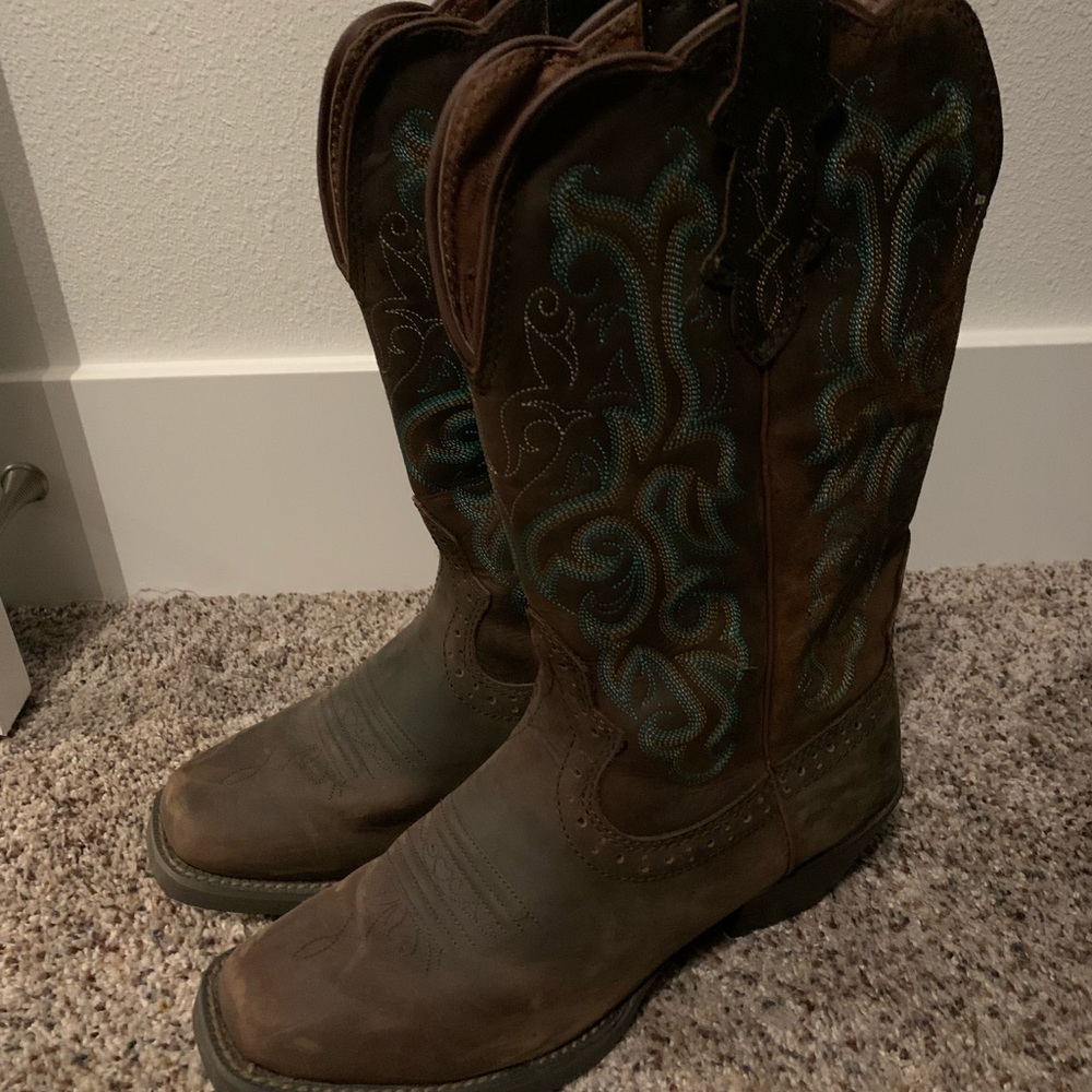 Justin cowboy boots